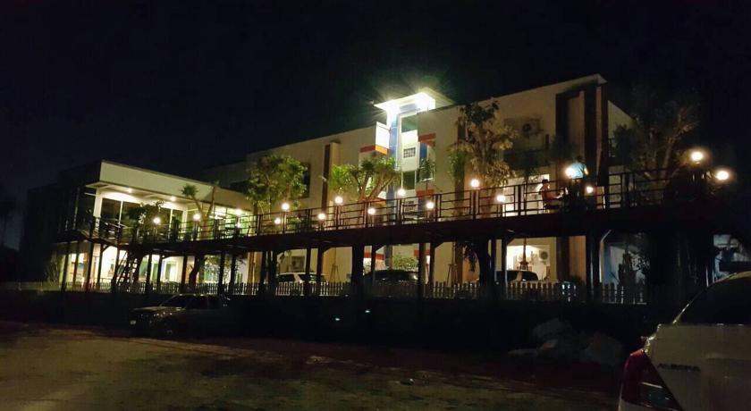 Por-Ho Boutique Hotel Nakhonratcsaszima Kültér fotó