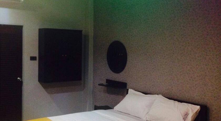 Por-Ho Boutique Hotel Nakhonratcsaszima Szoba fotó