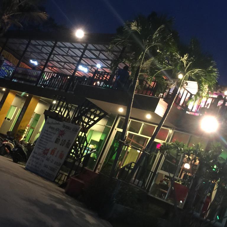 Por-Ho Boutique Hotel Nakhonratcsaszima Kültér fotó